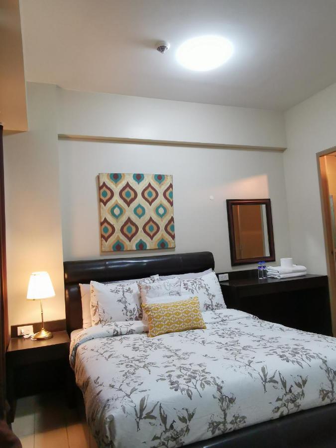 Zoe Amarah Condotel Manila Exteriör bild